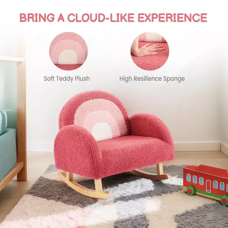 Poltroncina imbottita a dondolo per bambini, in morbido tessuto teddy sfumato, con struttura in legno, ideale per la lettura