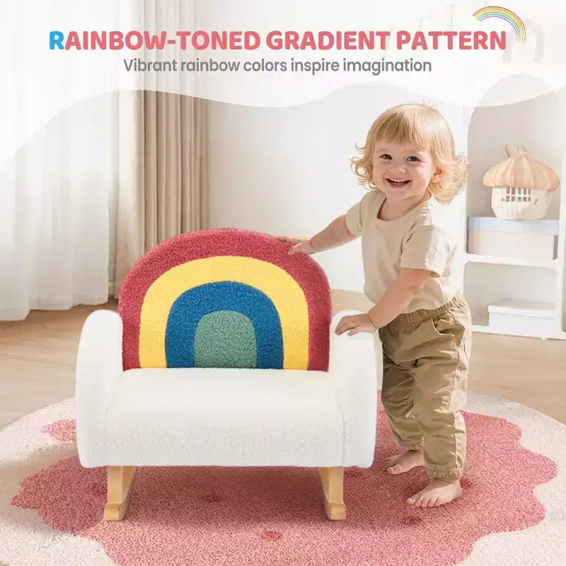 Poltroncina imbottita a dondolo per bambini, in morbido tessuto teddy sfumato, con struttura in legno, ideale per la lettura