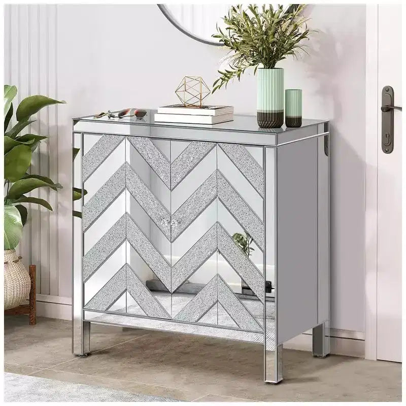 Credenza con bordo a specchio, mobile contenitore, tavolo consolle con motivo geometrico, 2 ante e maniglie effetto vetro